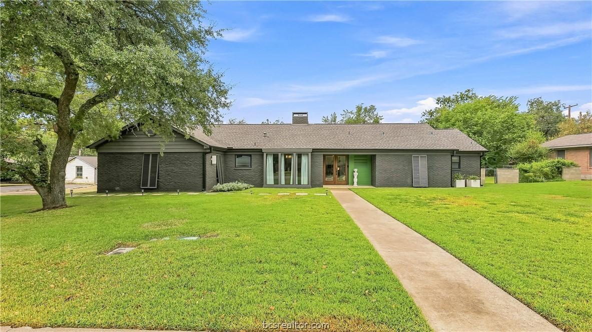 Skrivanek Dr, Bryan, TX 77802
