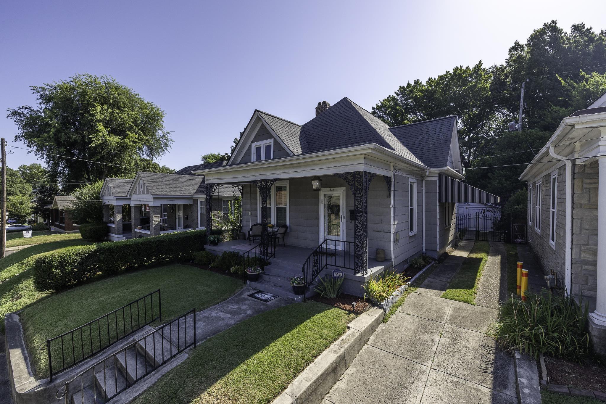 Meda St, Memphis, TN 38104