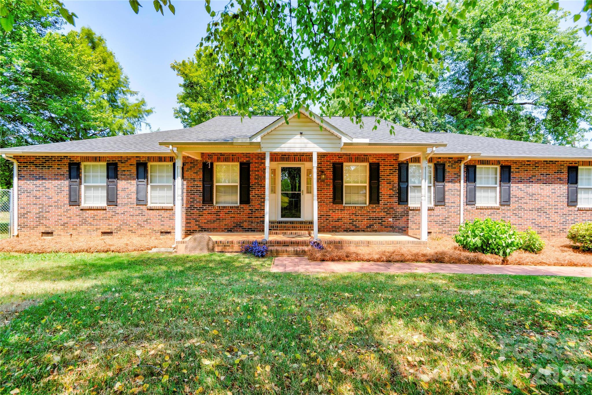 Lennox Dr, Kings Mountain, NC 28086