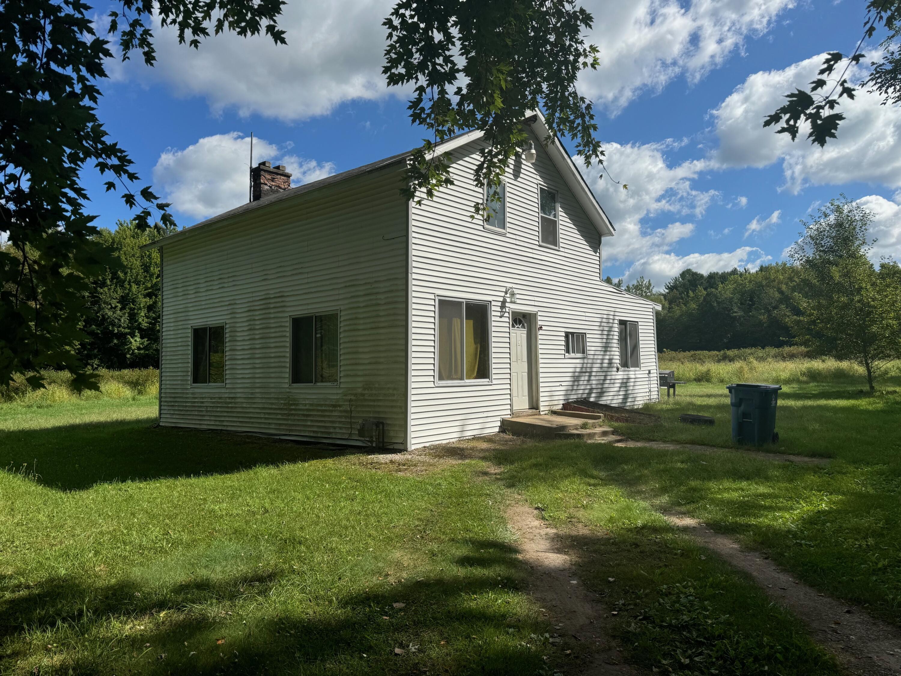 Greenhouse Rd, Bangor, MI 49013