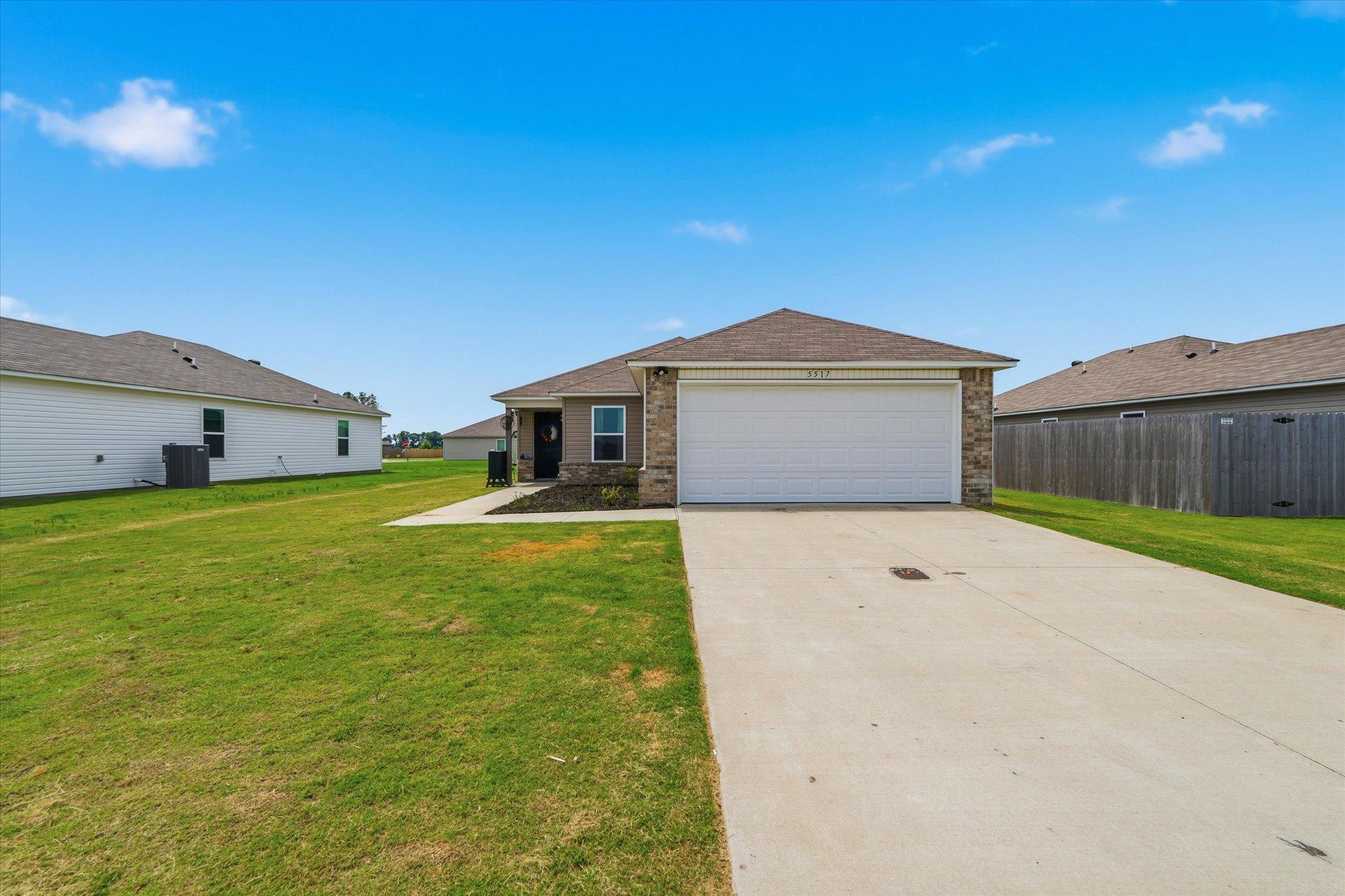 Beech Grove Dr, Jonesboro, AR 72401