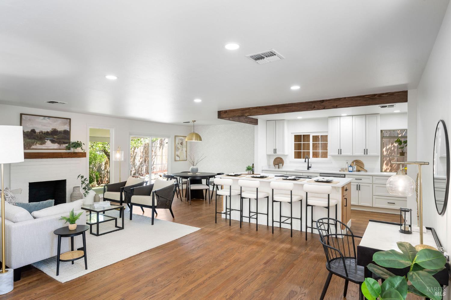 Broadmoor Dr, Napa, CA 94558