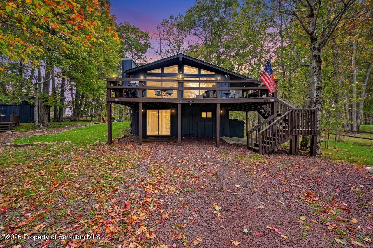 Black Bear Ln, Tobyhanna, PA 18466