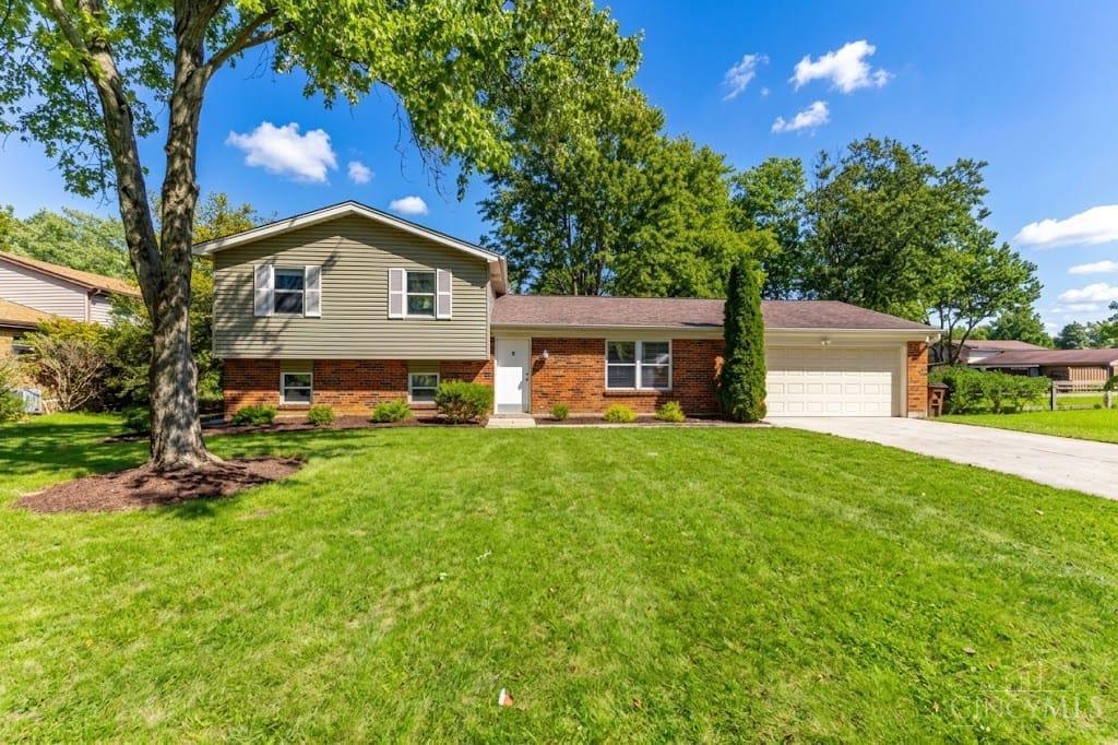 Brucehills Dr, West Chester, OH 45069