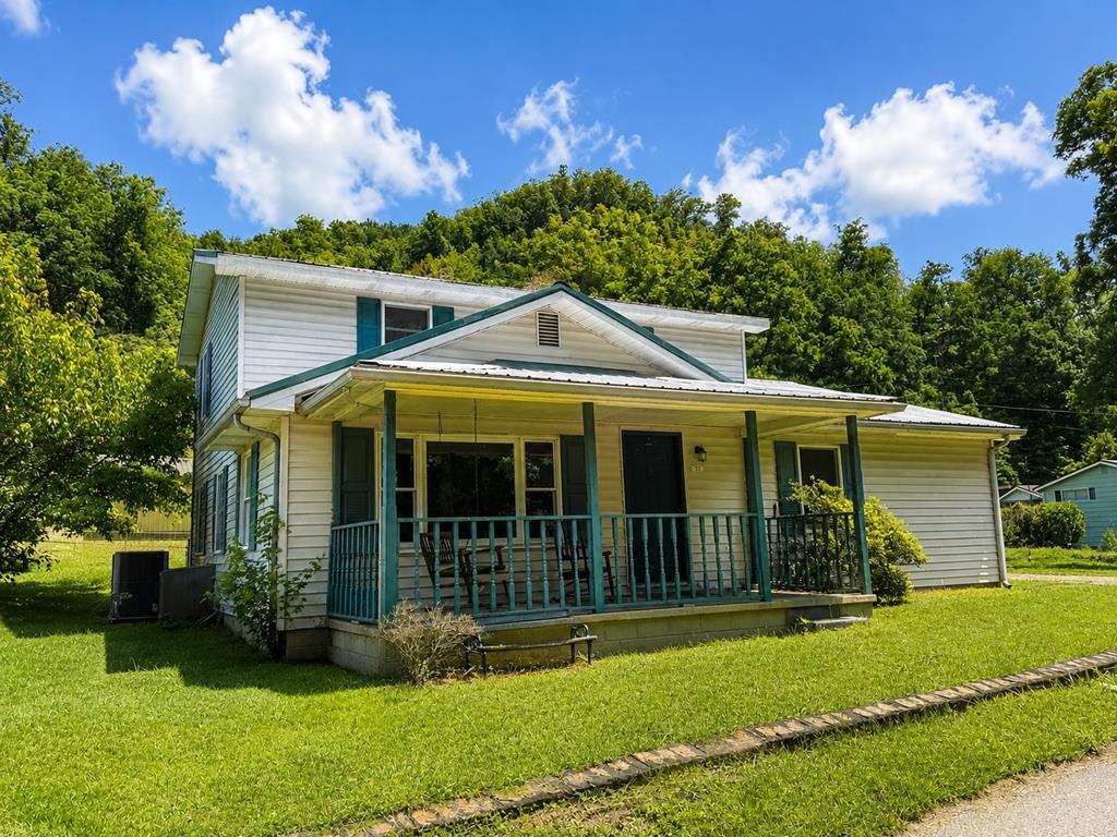 Little Crk, Pikeville, KY 41501