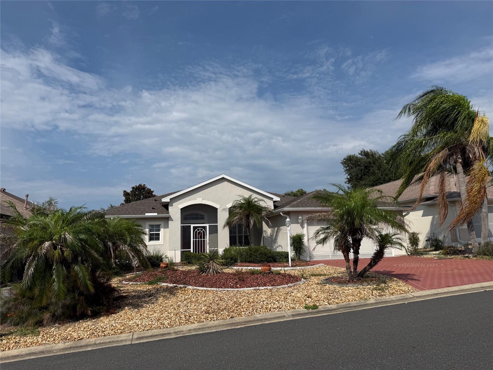 Ironsides Ct, Tavares, FL 32778