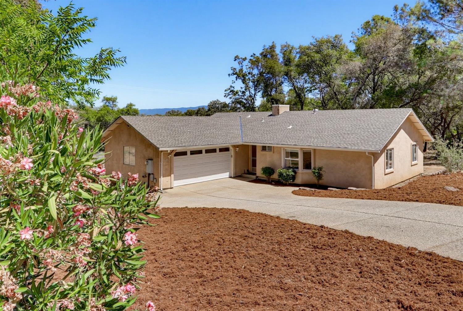 Fair Oaks Dr, Penn Valley, CA 95946