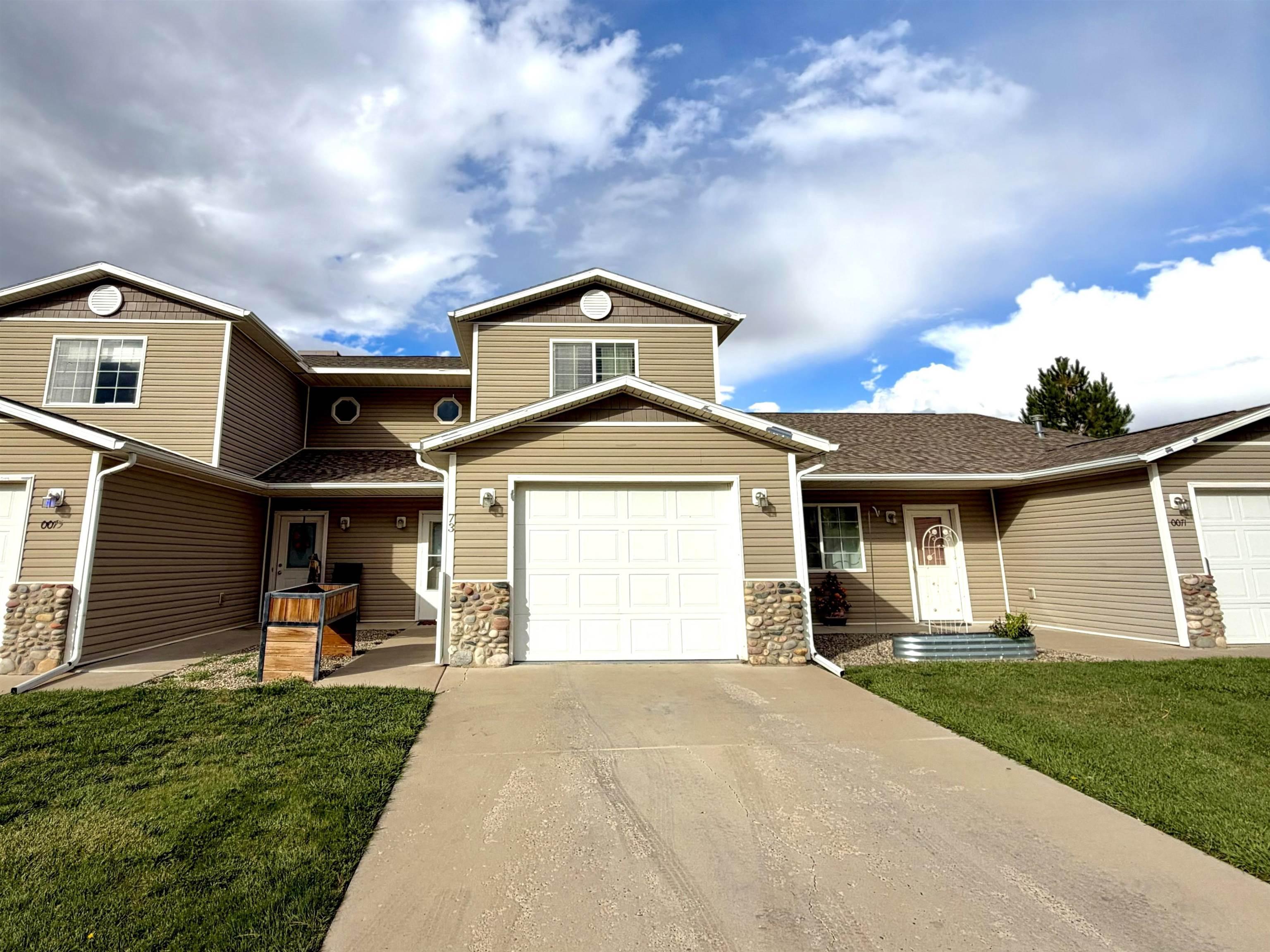 Bryan Loop, Parachute, CO 81635