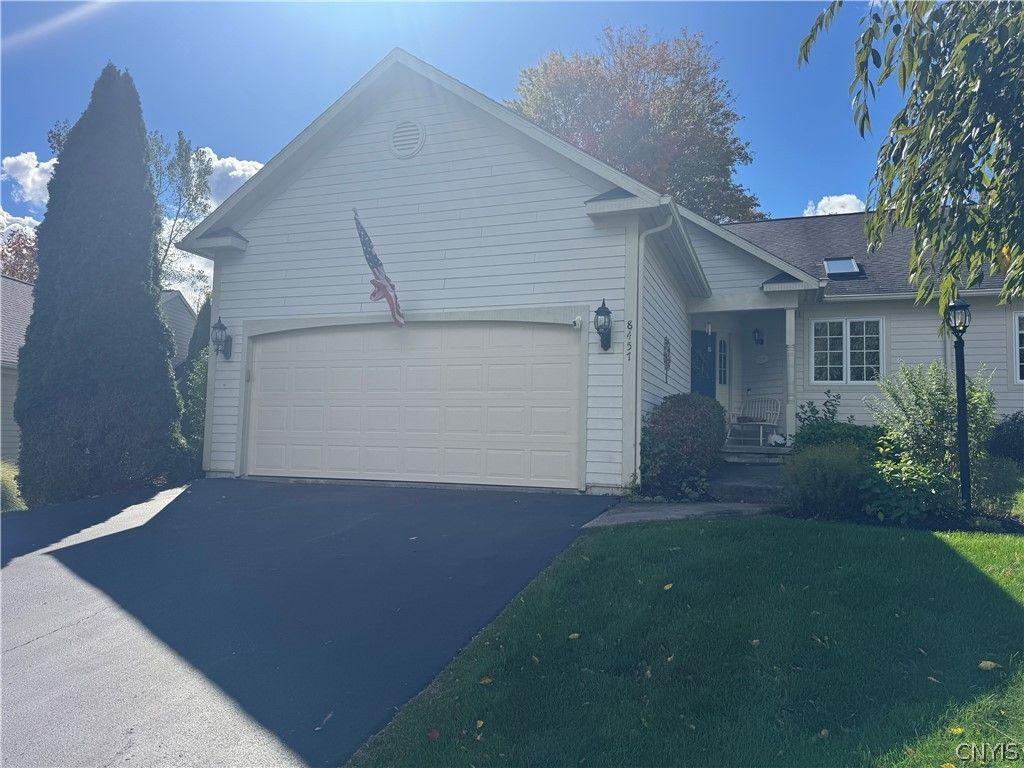 Marco Ln, Baldwinsville, NY 13027