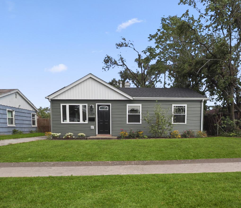 Clay St, Gary, IN 46403