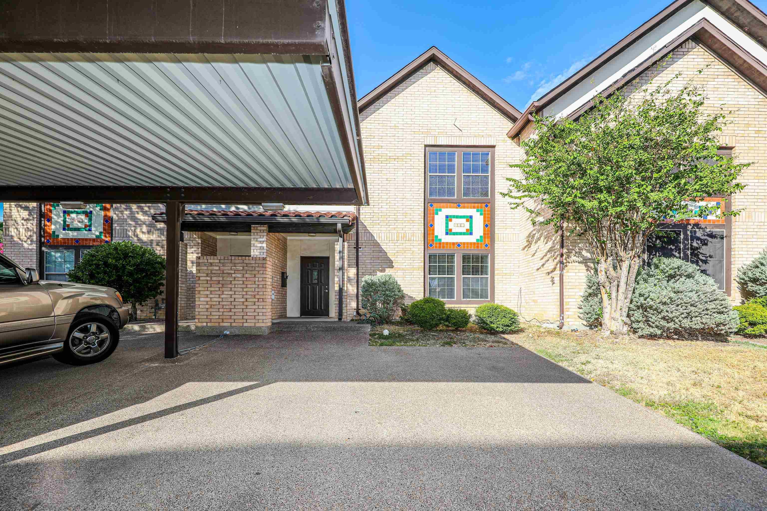 Monarch Dr, Laredo, TX 78045