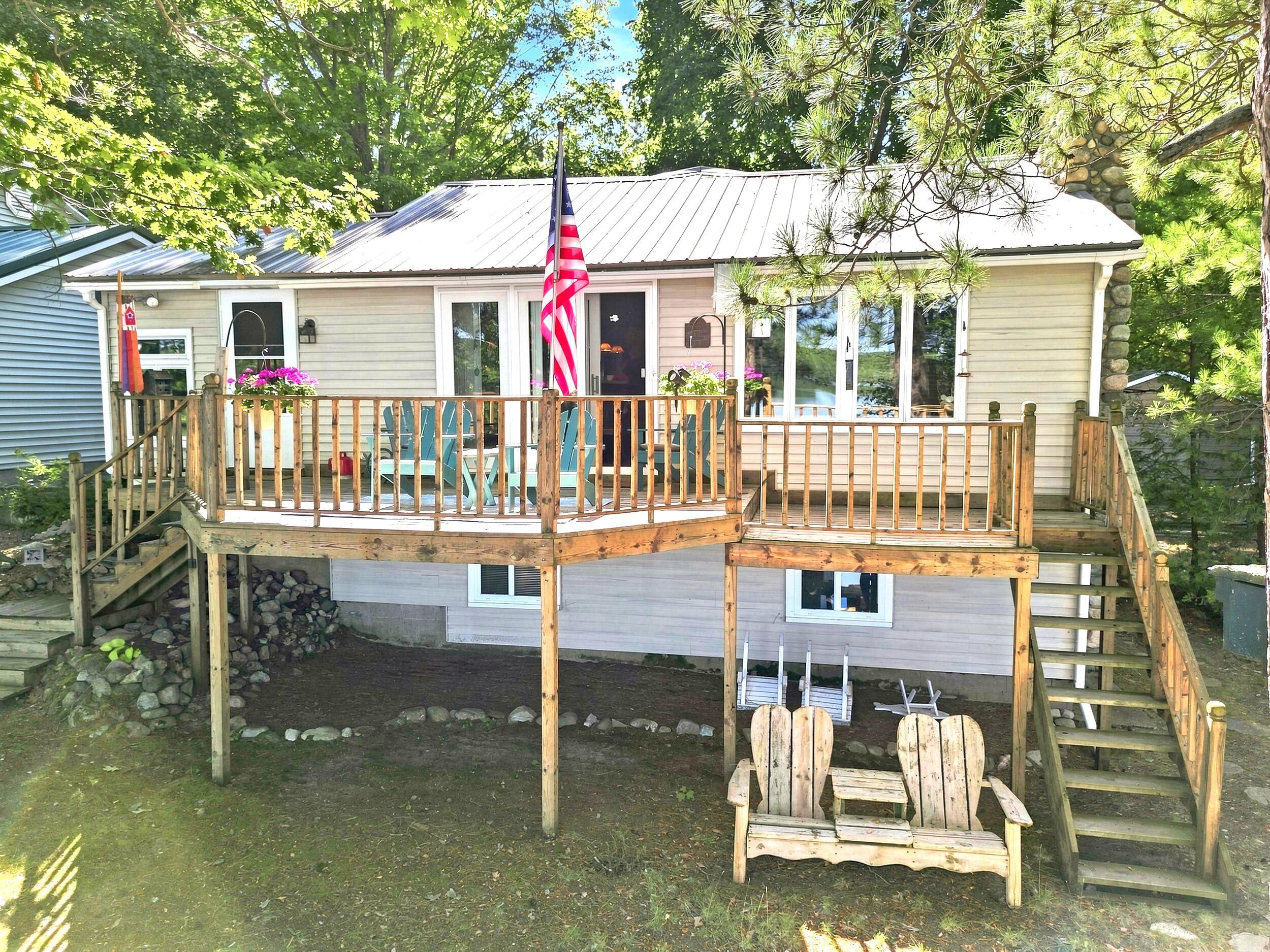 Harding Rd, Barryton, MI 49305