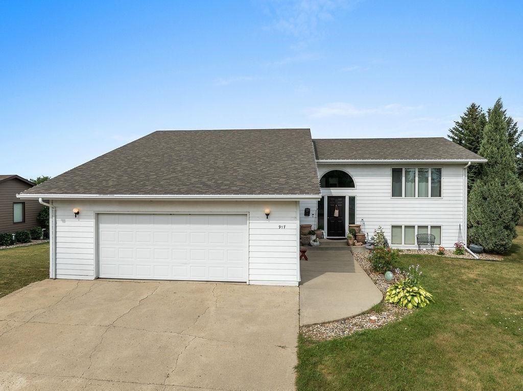 2nd Ave Nw, Kenmare, ND 58746