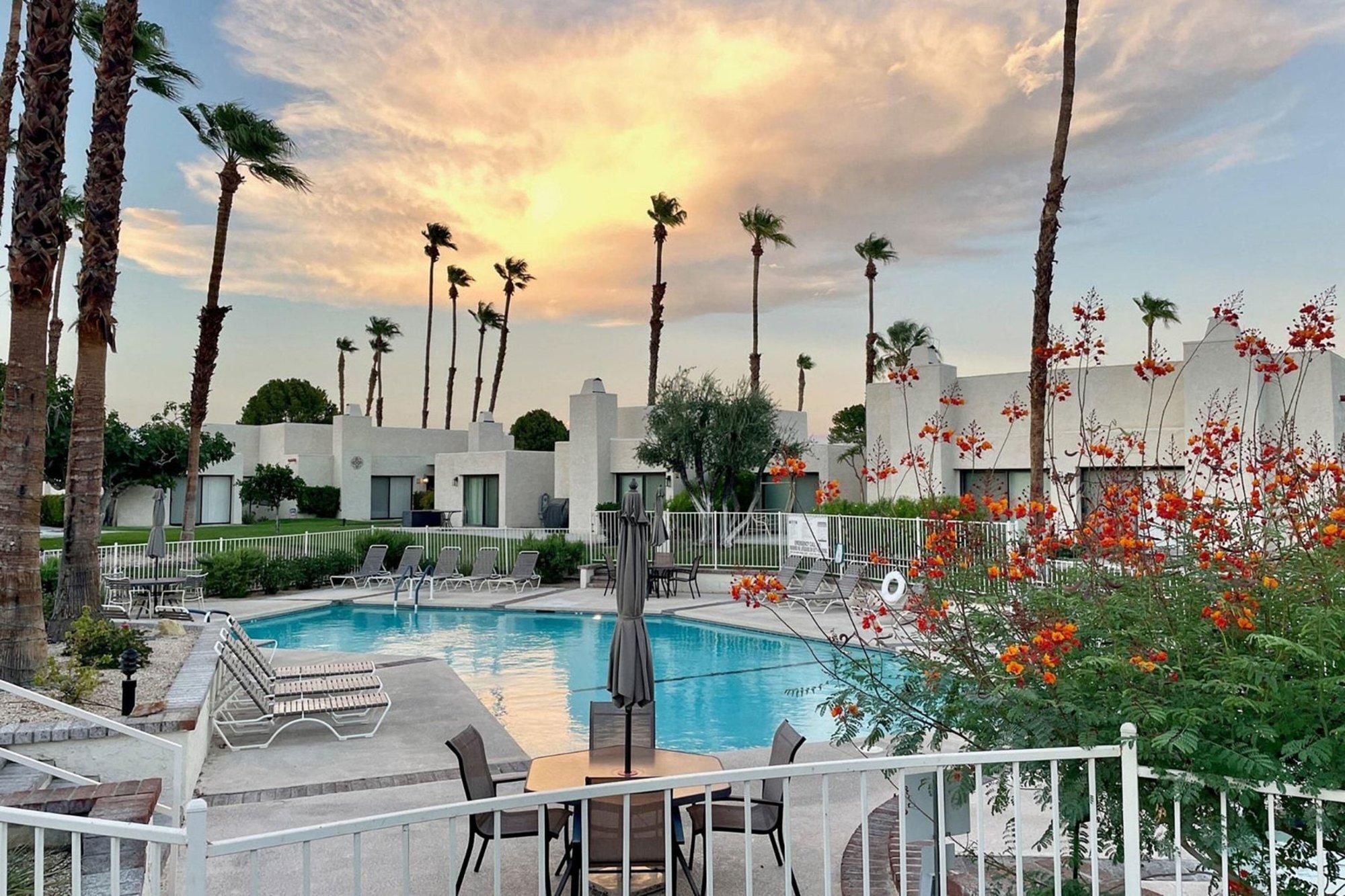 Paseo De La Palma, Palm Springs, CA 92264