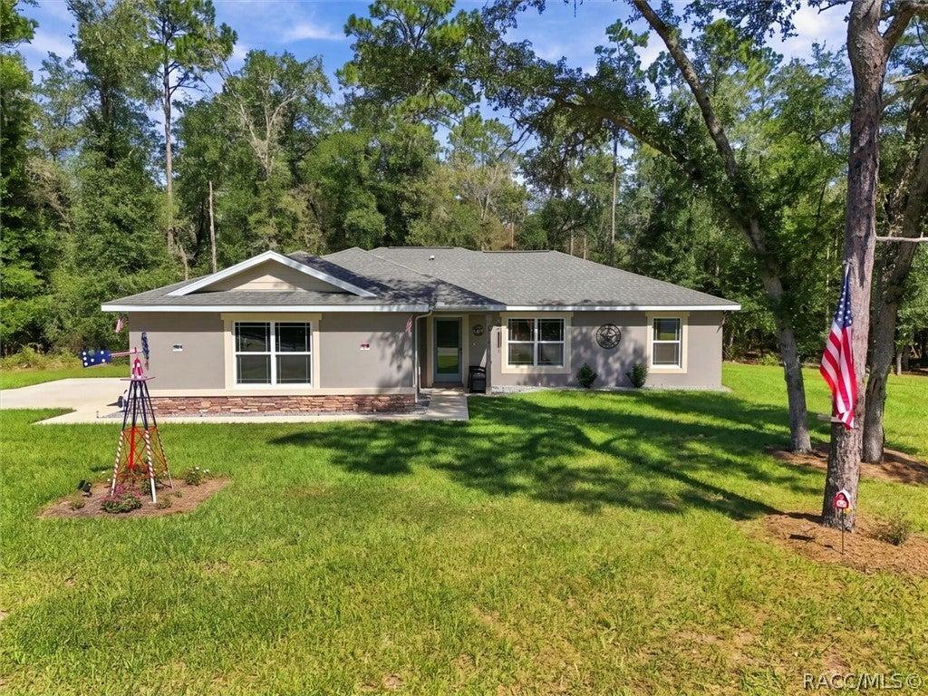 N Aquarius Dr, Dunnellon, FL 34434