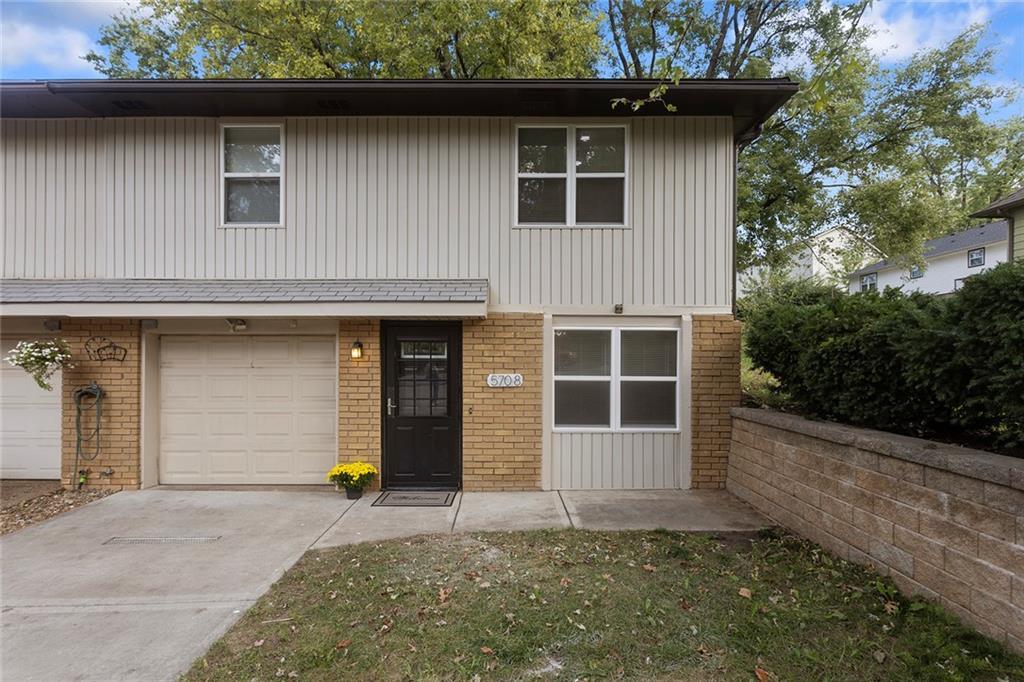 Ne 50th St, Kansas City, MO 64119
