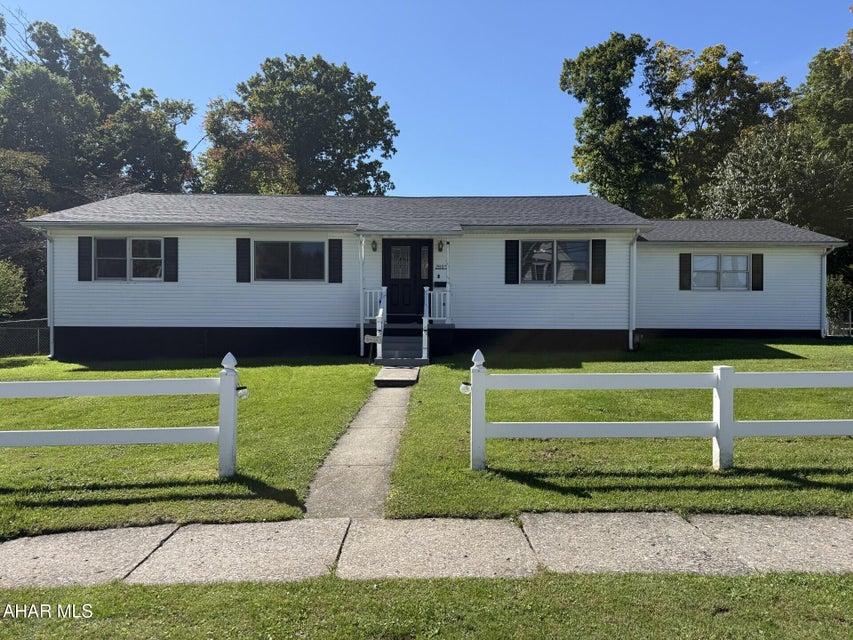 Ivyside Dr, Altoona, PA 16601