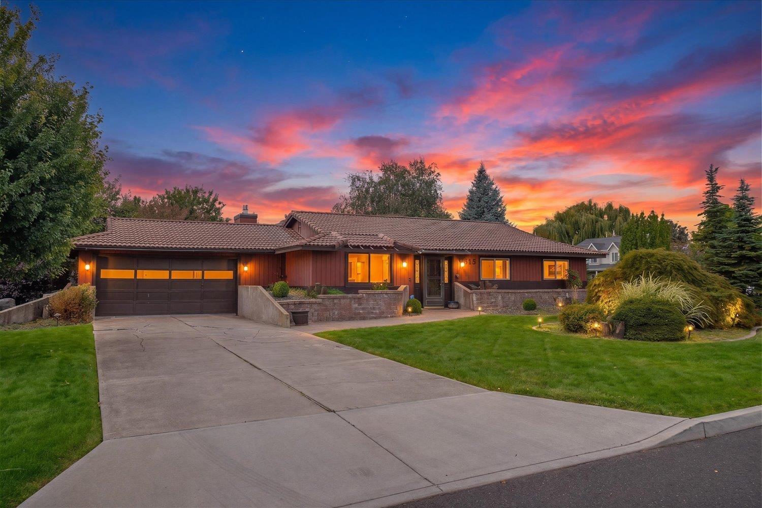 N Panorama Dr, Spokane, WA 99208