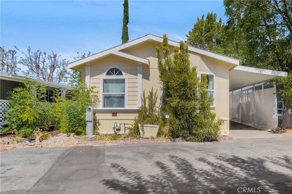Topanga Canyon Blvd, Woodland Hills, CA 91364