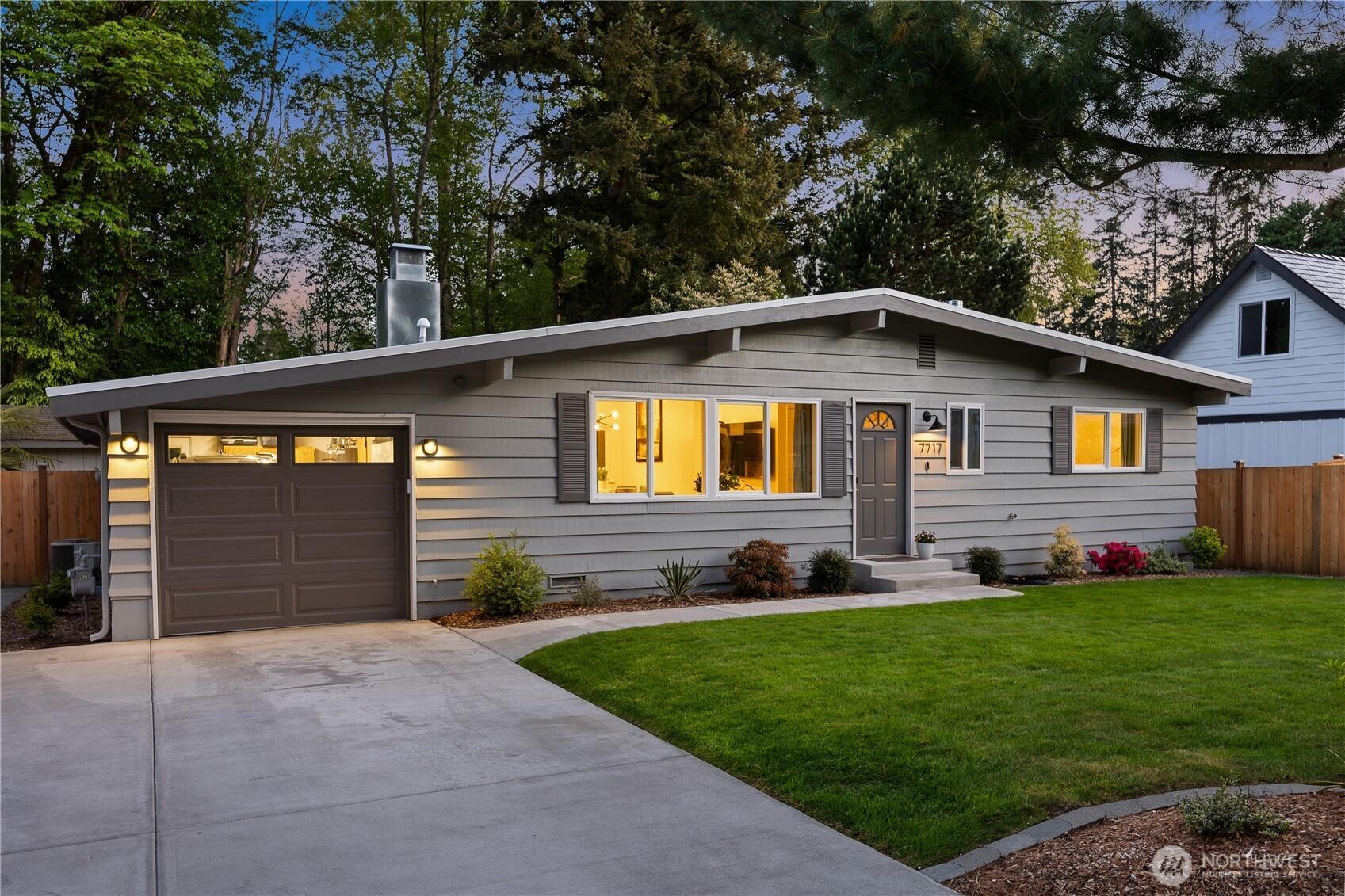 Ne 142nd Pl, Kirkland, WA 98034