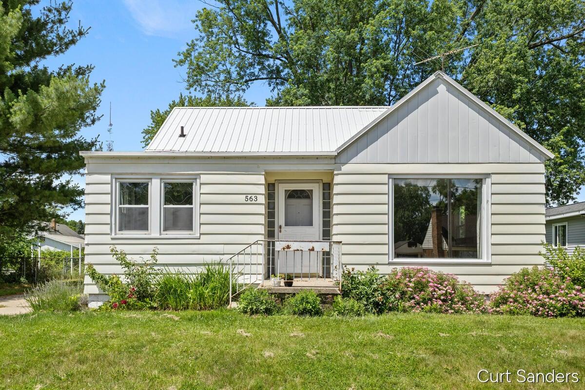 Ferris St Nw, Grand Rapids, MI 49544