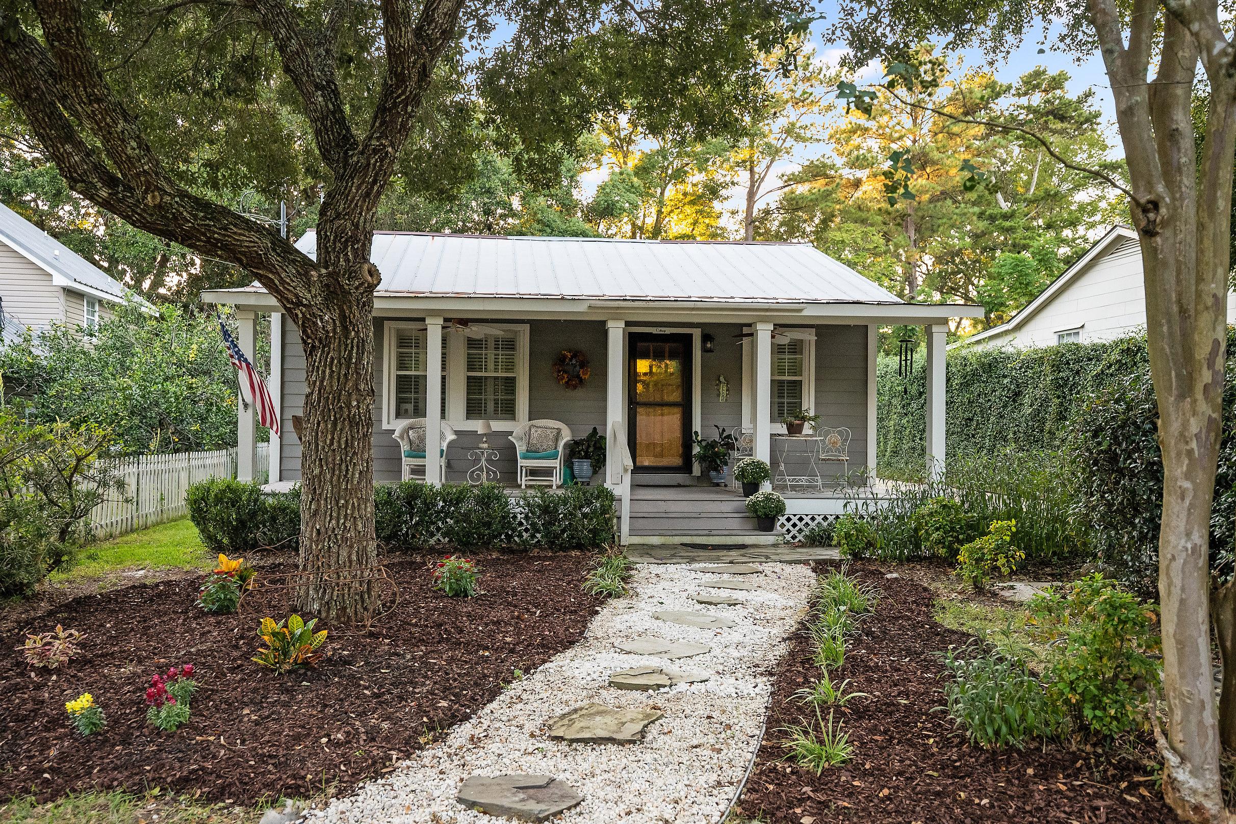 Ettle St, Fairhope, AL 36532