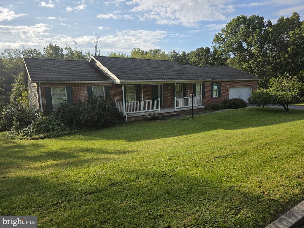 White Rd, Gettysburg, PA 17325