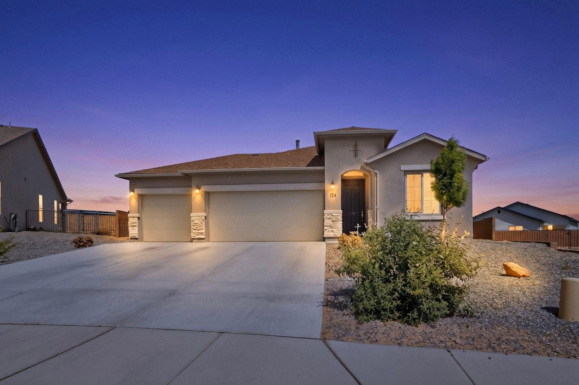 Liam Ct Sw, Los Lunas, NM 87031