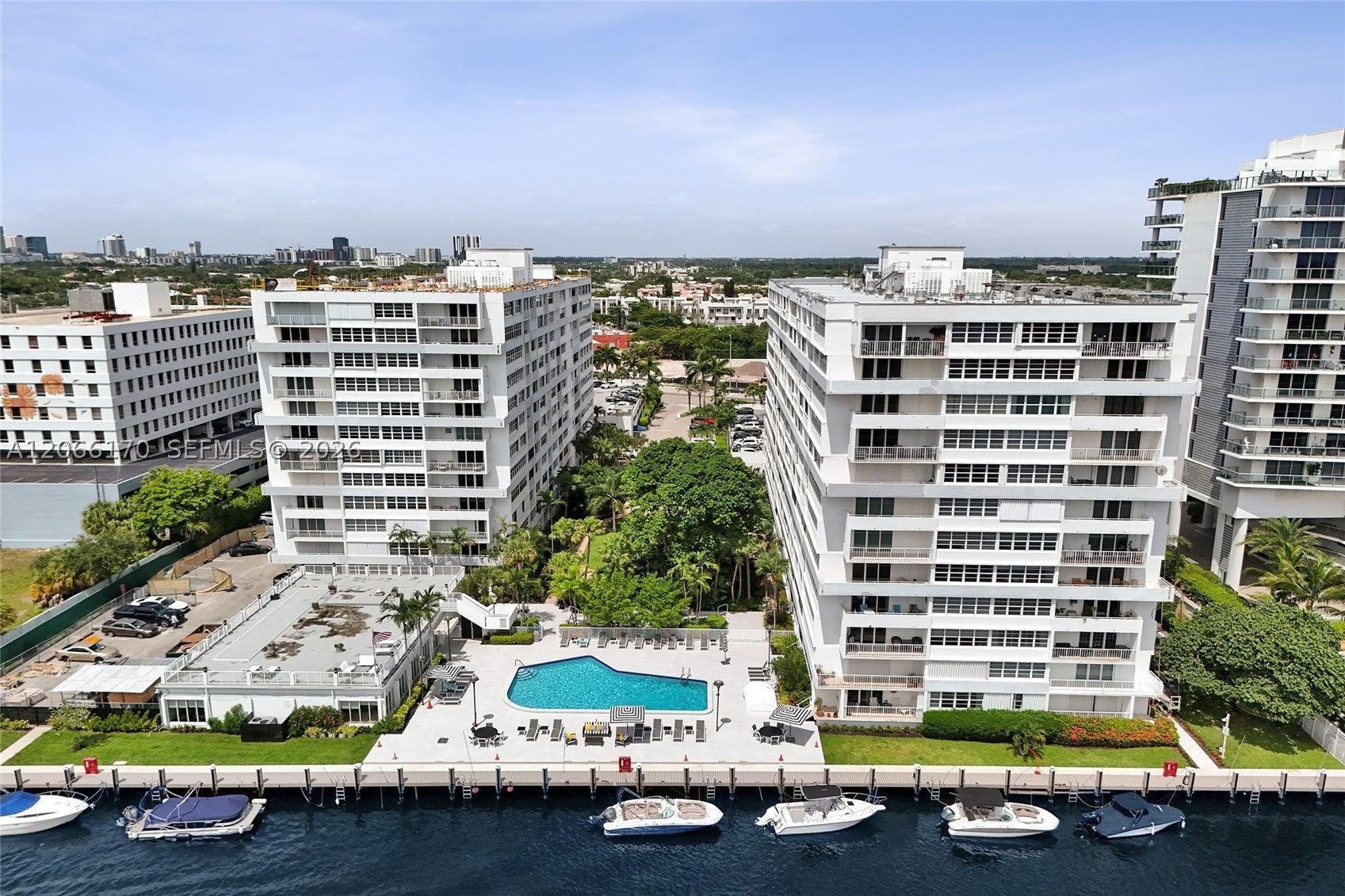 N Federal Hwy, Fort Lauderdale, FL 33304