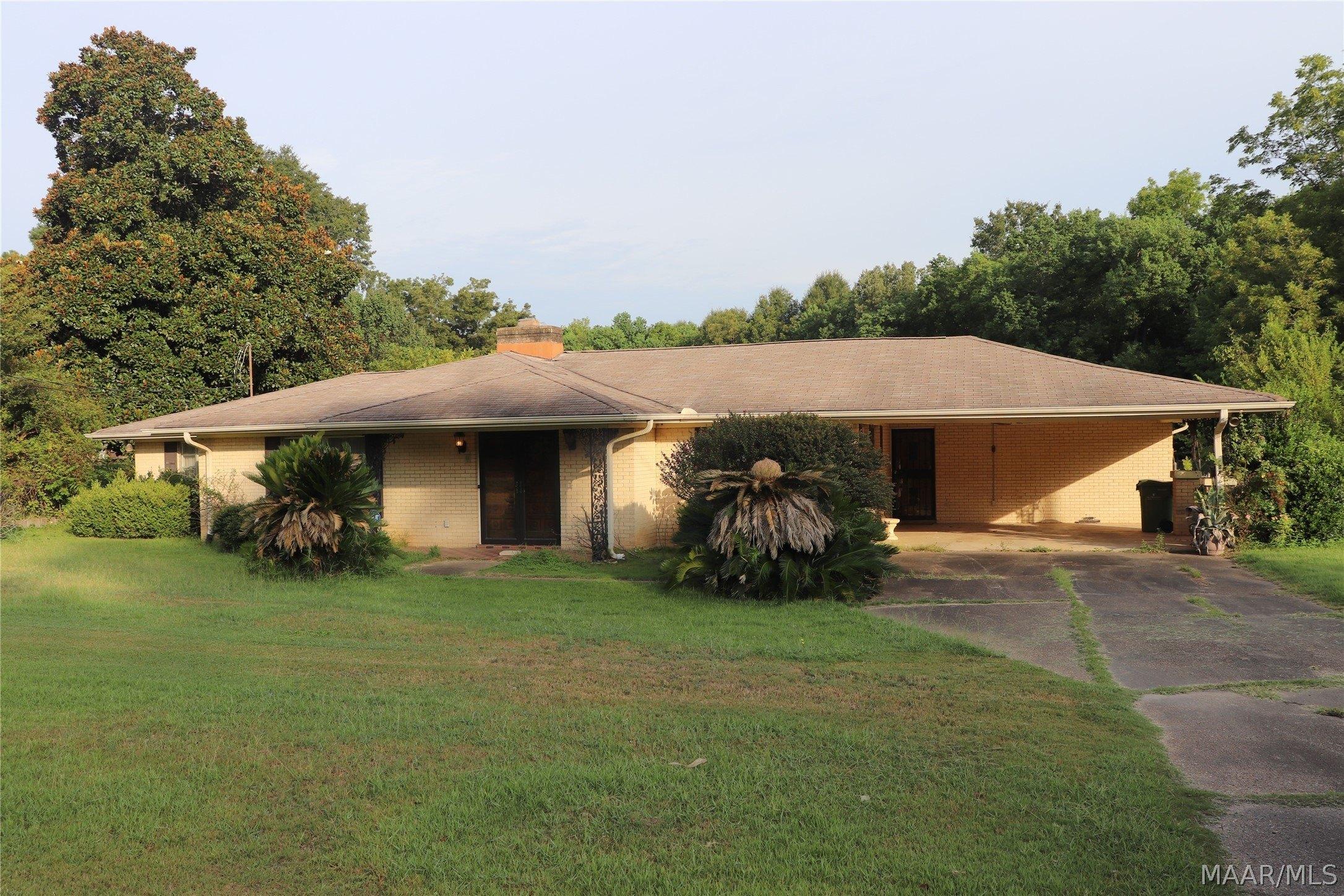 Lehigh St, Montgomery, AL 36108