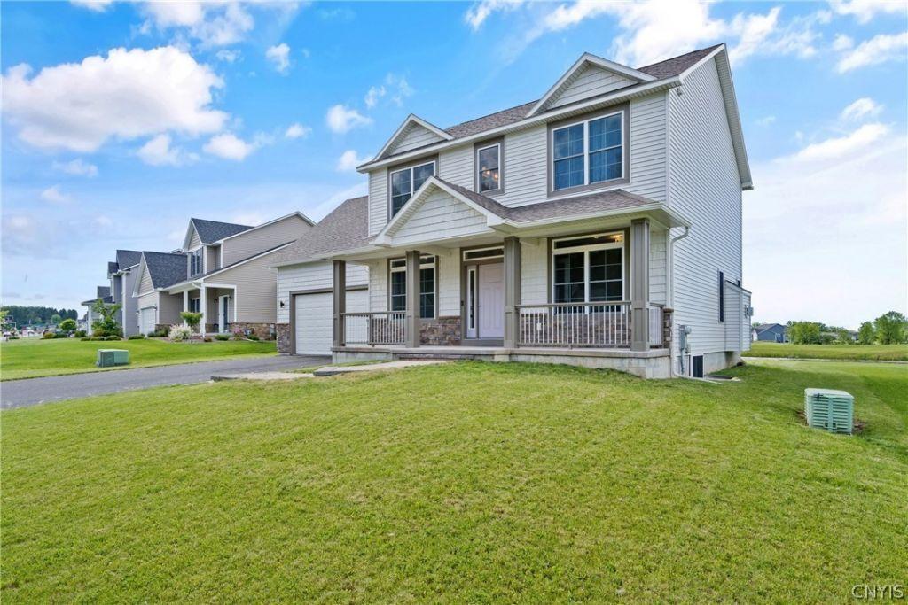 Tall Tree Ln, Baldwinsville, NY 13027