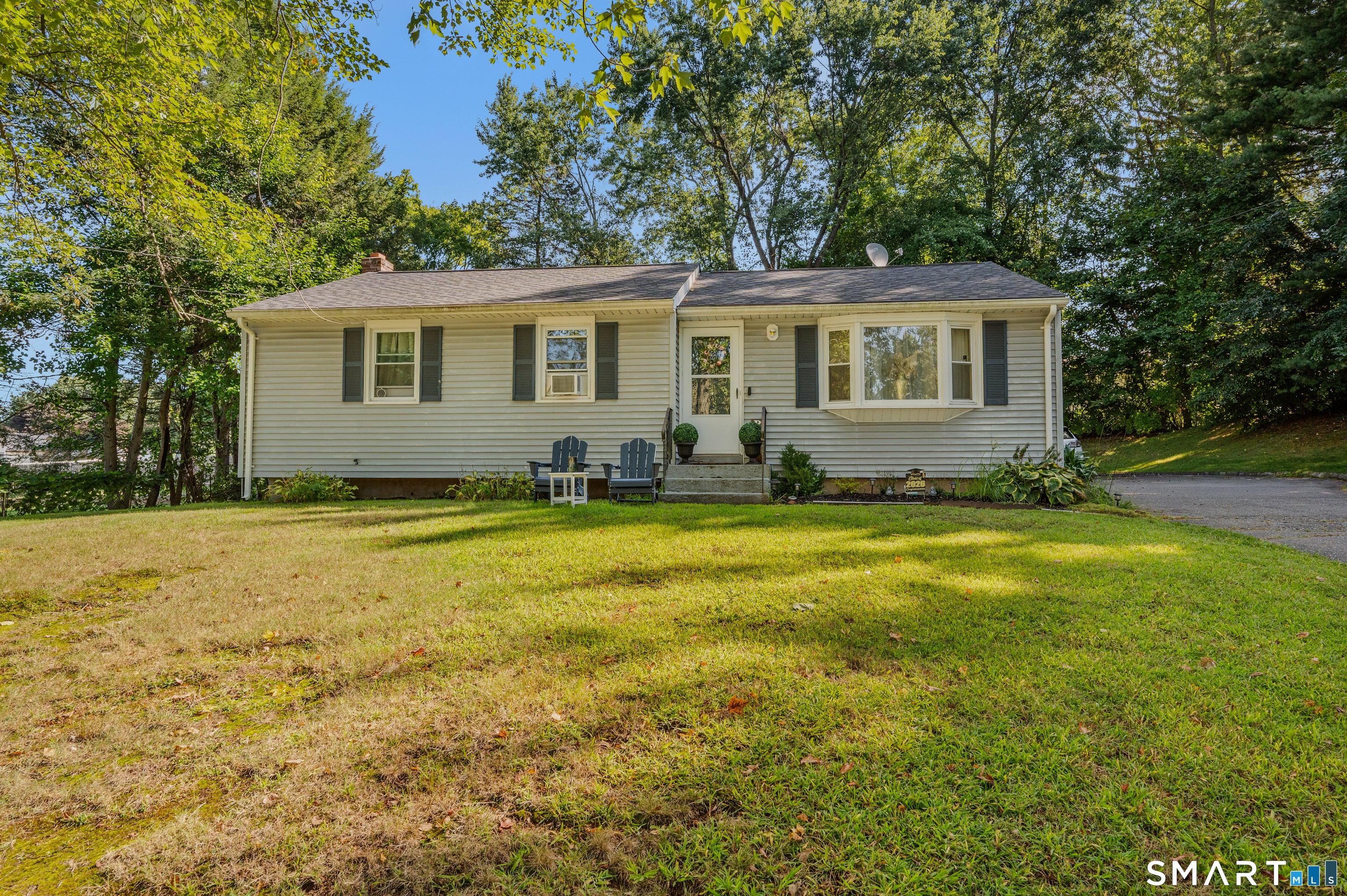 Prospect St, Glastonbury, CT 06033