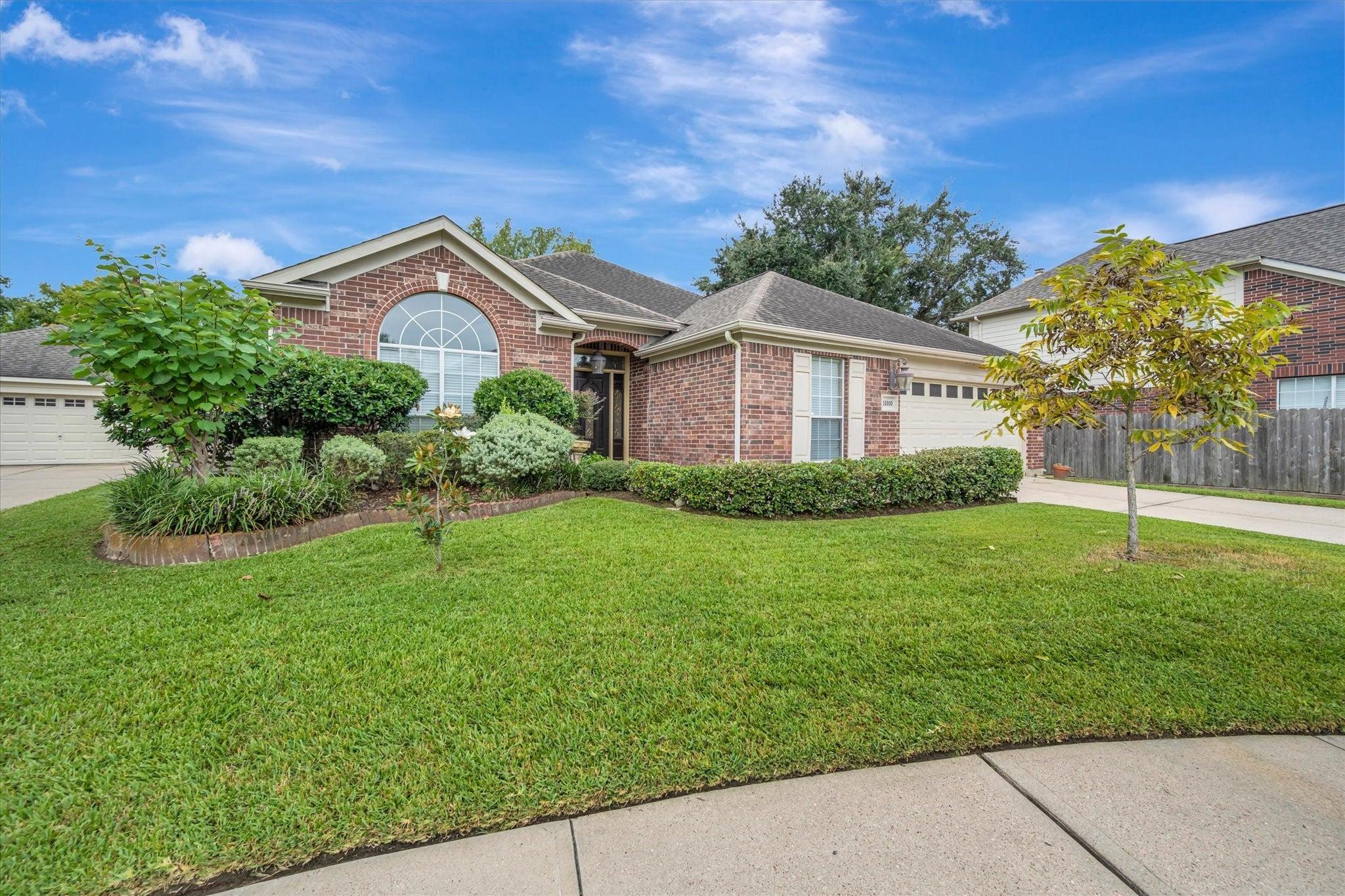 Marbledale Ct, Houston, TX 77059