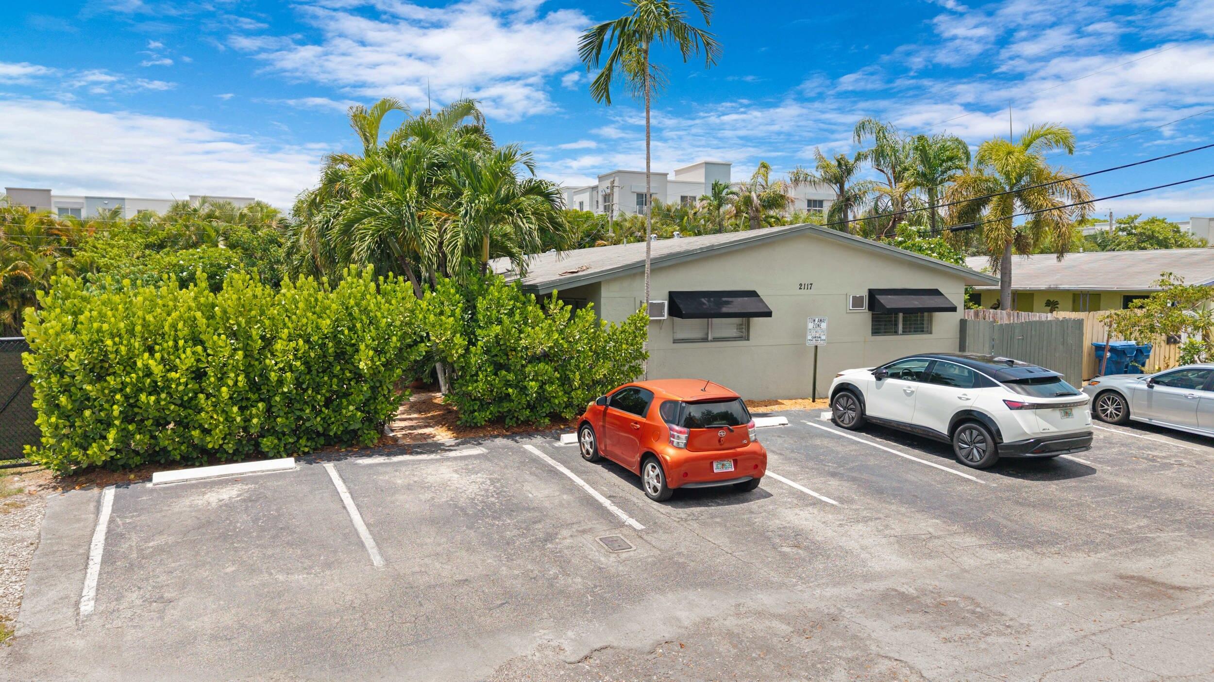 Ne 14th Ave, Wilton Manors, FL 33305