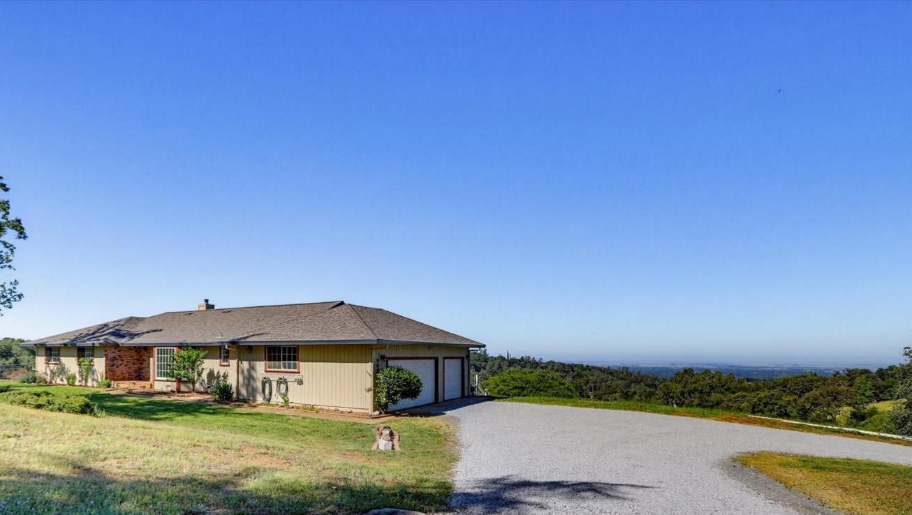 Memory Ln, Auburn, CA 95603