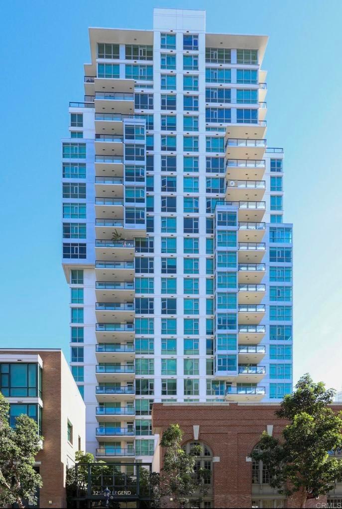 7th Ave, San Diego, CA 92101