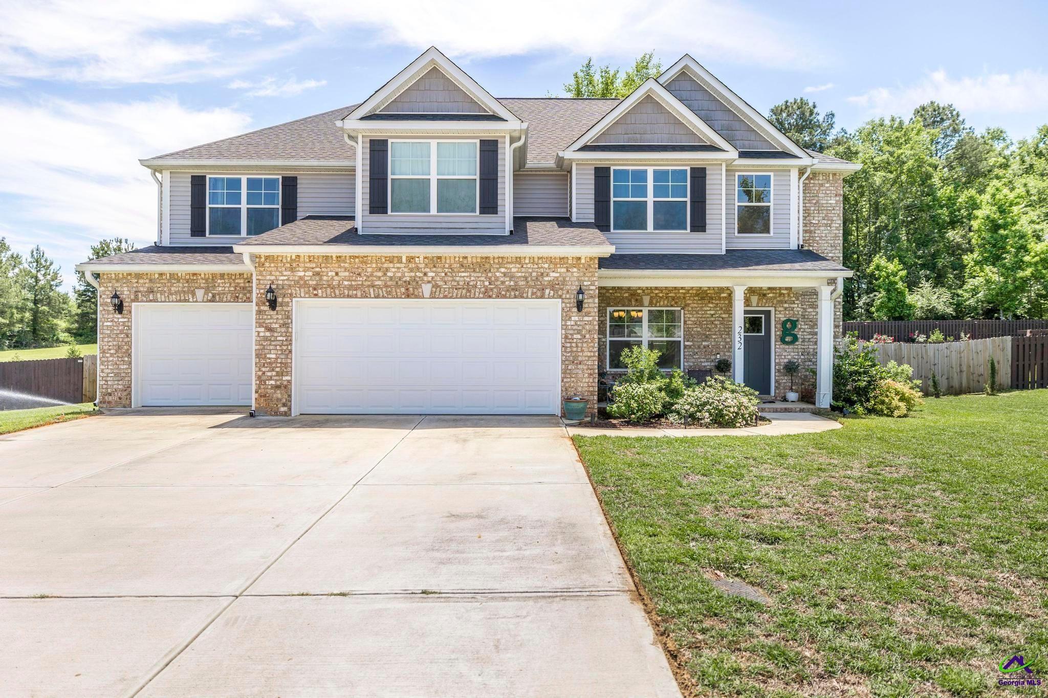Oakley Ct, Bonaire, GA 31005