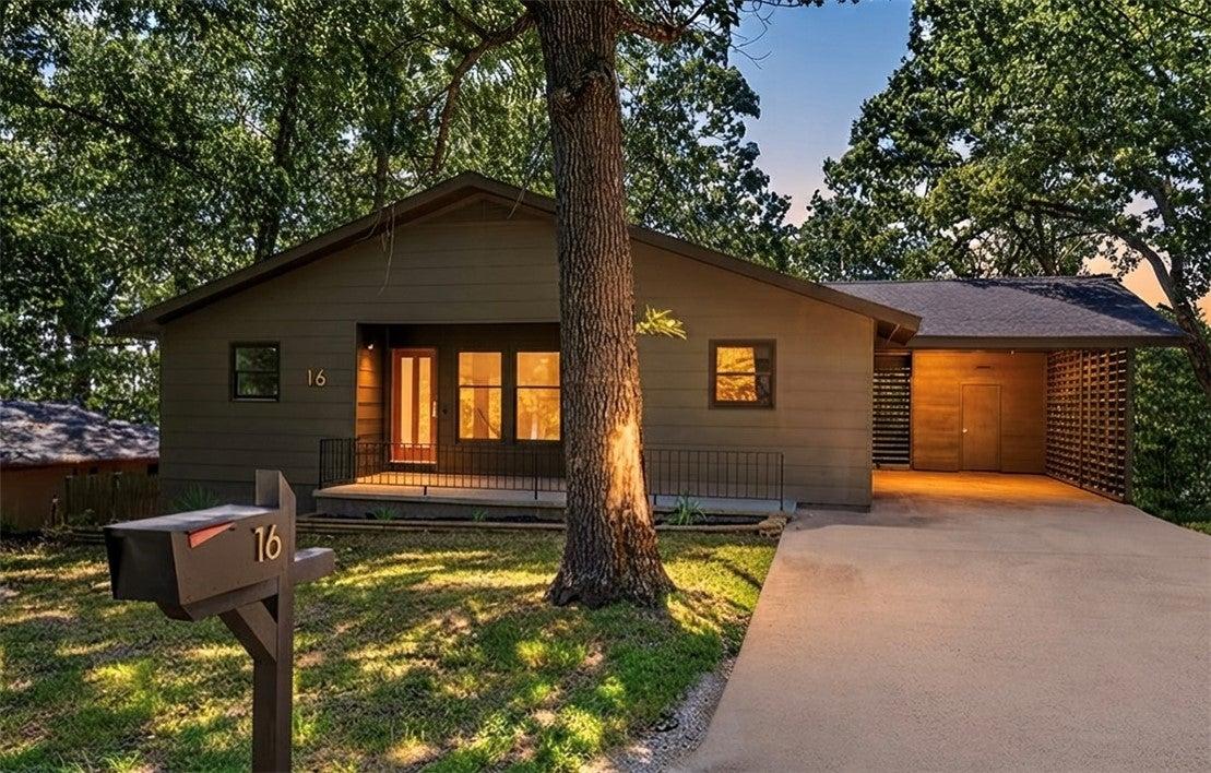 Stretford Dr, Bella Vista, AR 72714
