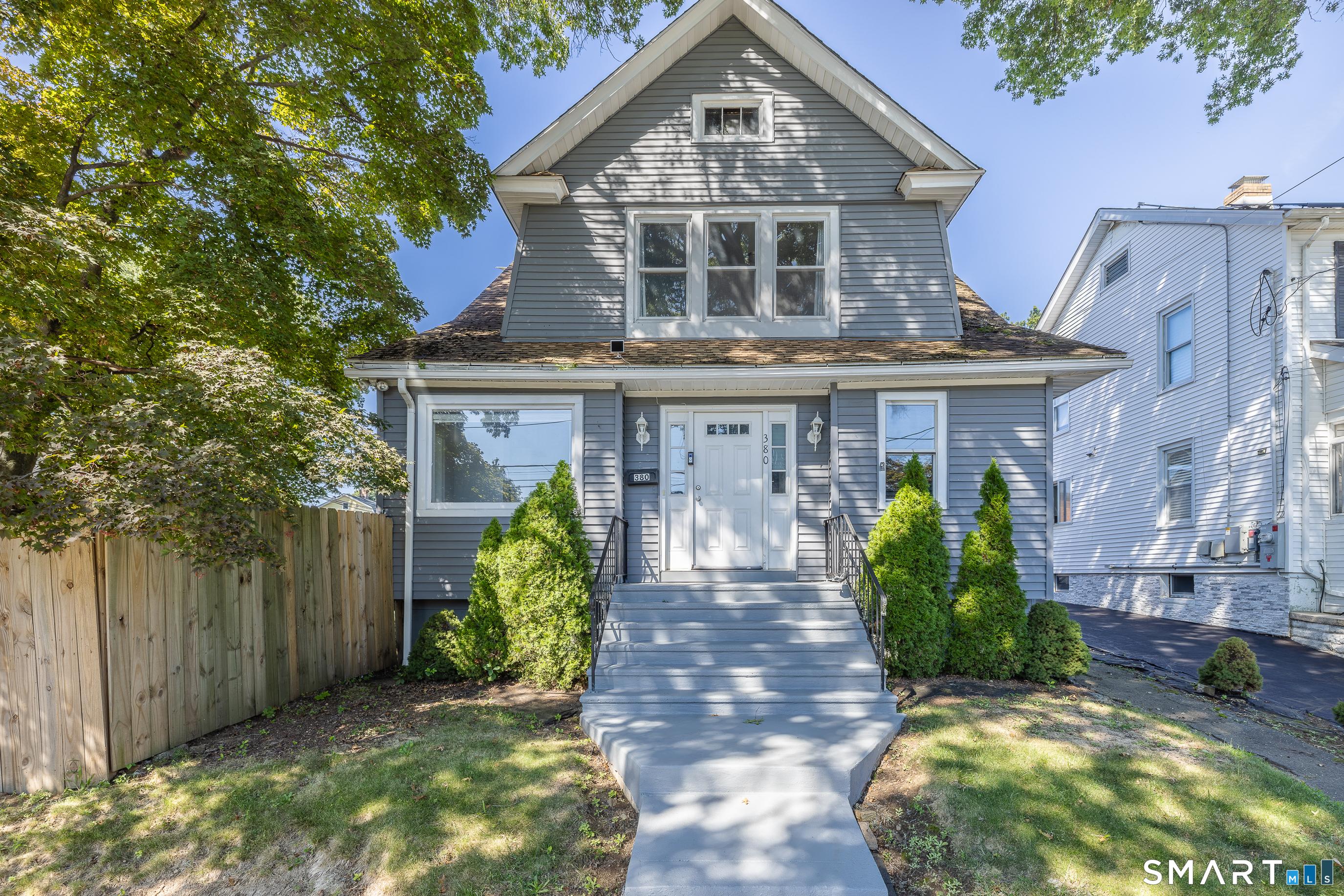 Rockwell Ave, Stratford, CT 06615
