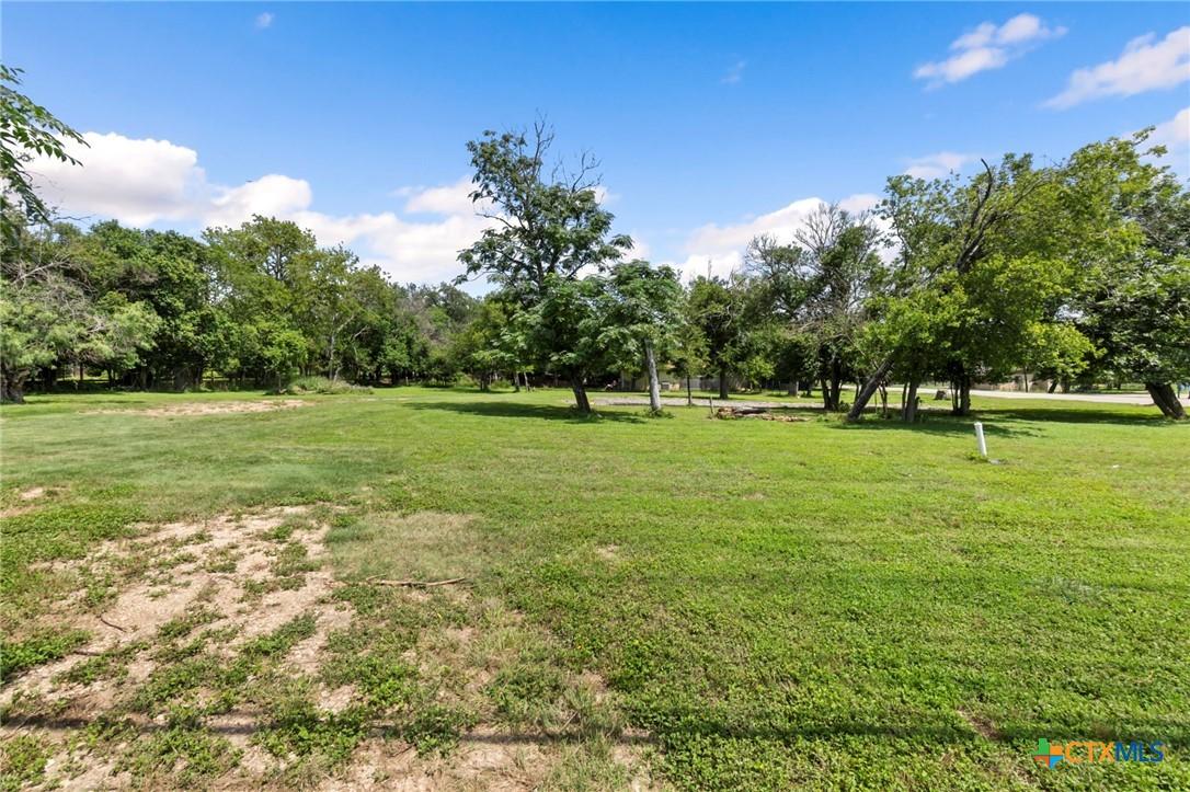 N Bishop St, San Marcos, TX 78666
