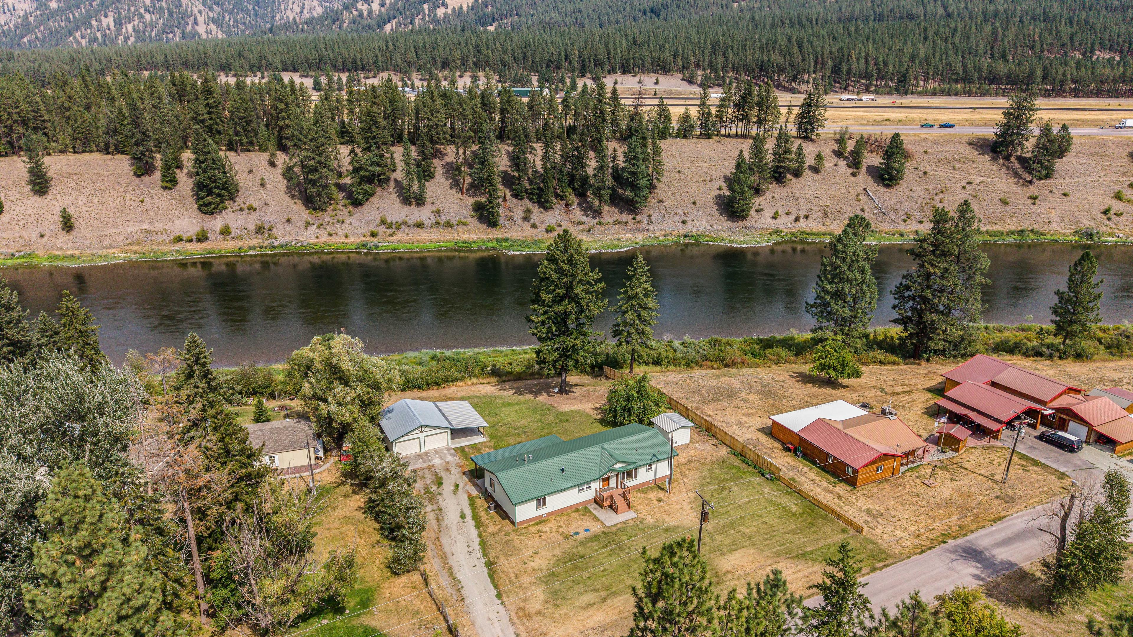 Country Ln, Superior, MT 59872