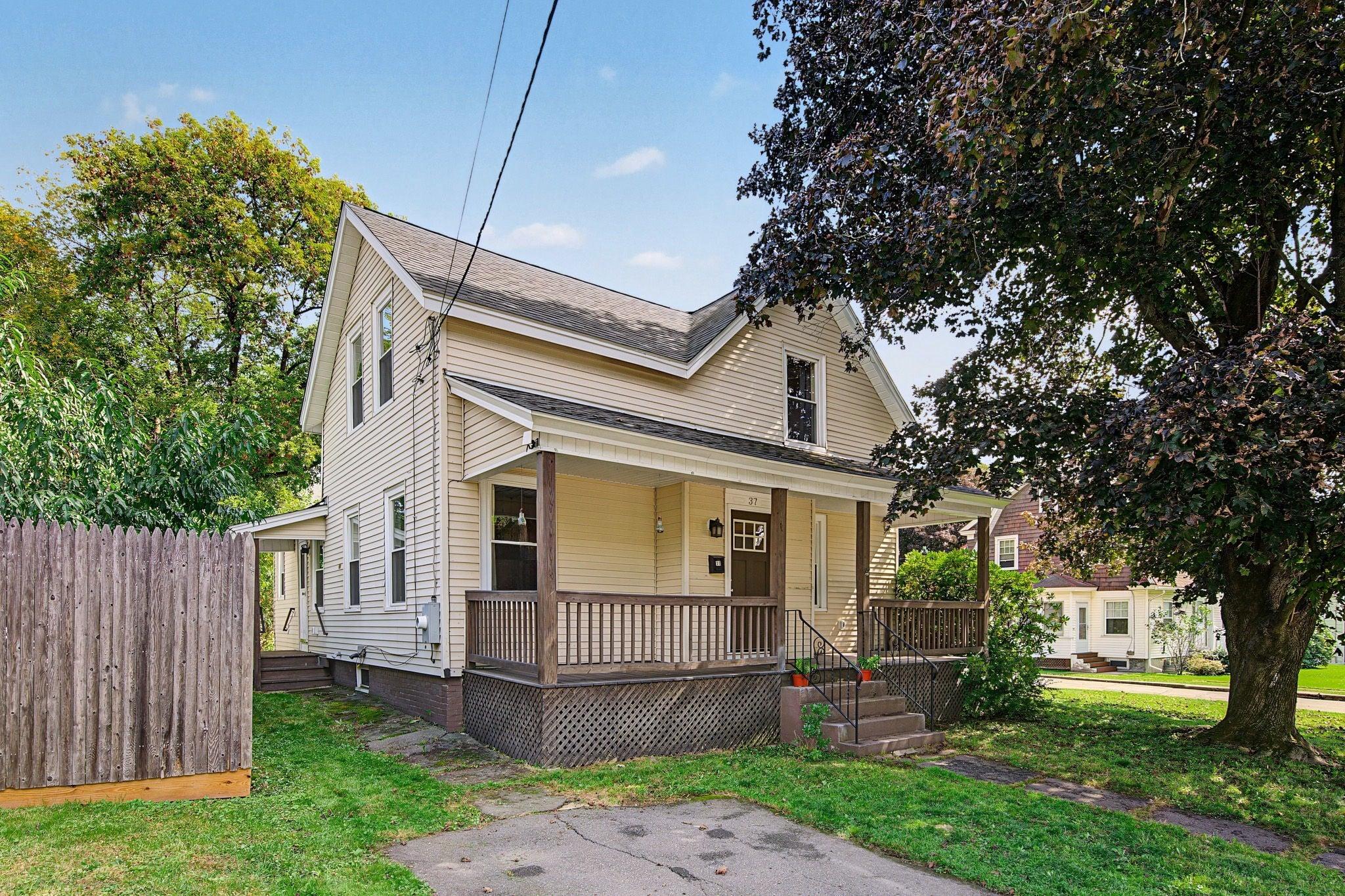 Elm St, Greenfield, MA 01301