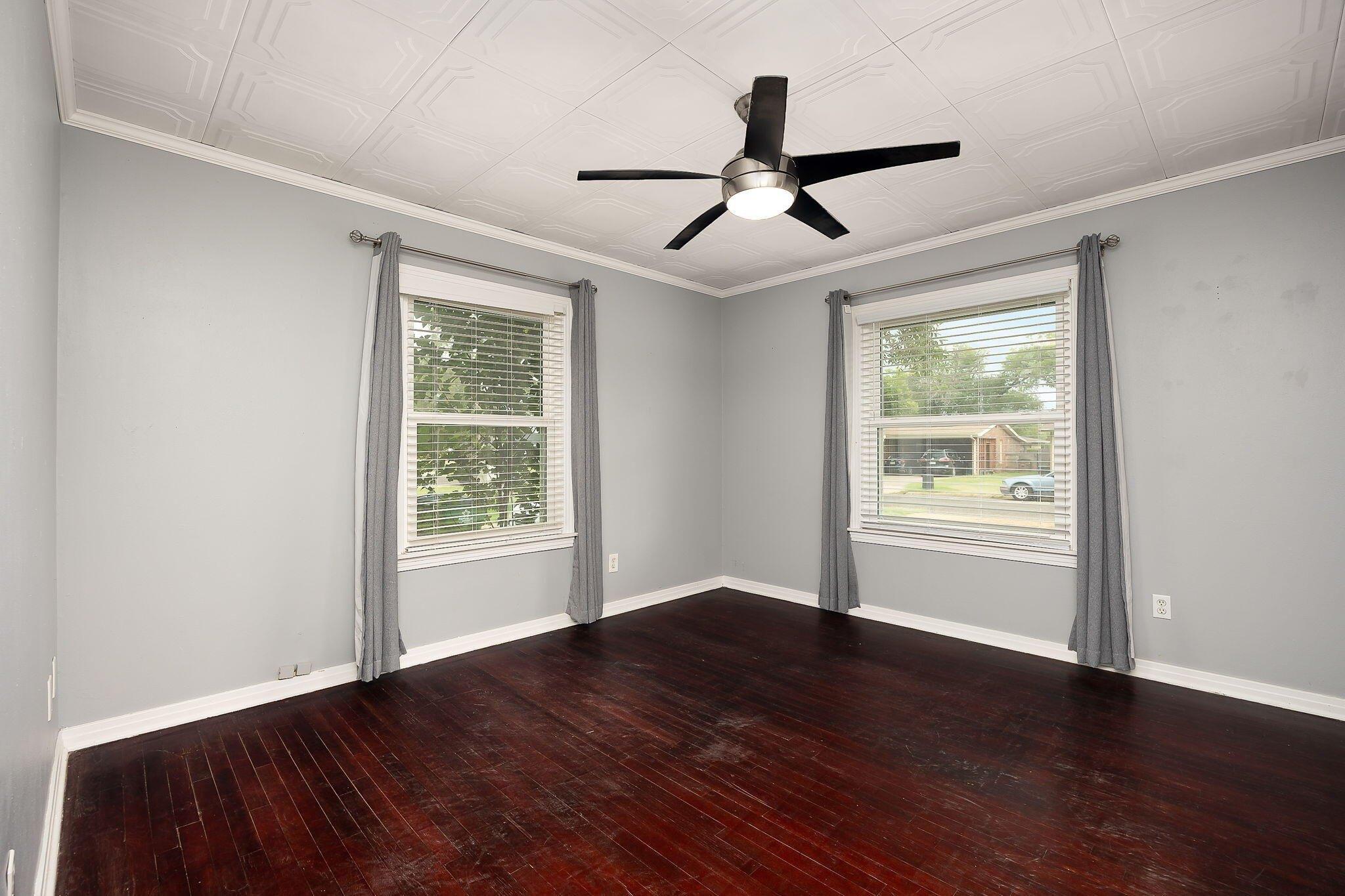 Yale Ave, San Angelo, TX 76904