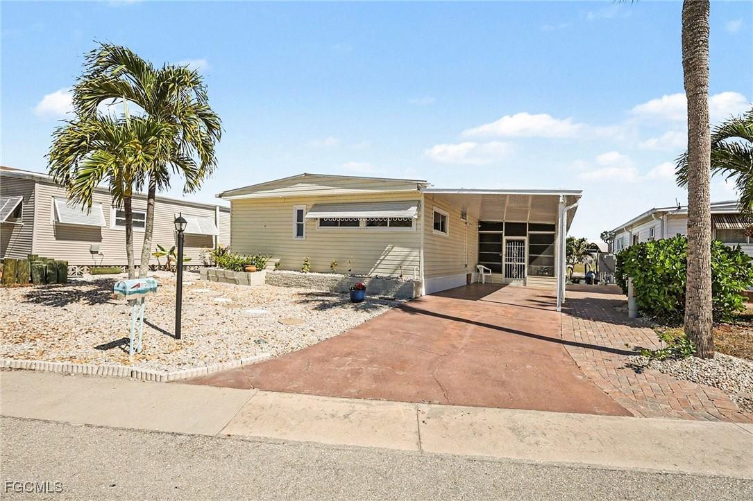 Stevens Blvd, Fort Myers Beach, FL 33931