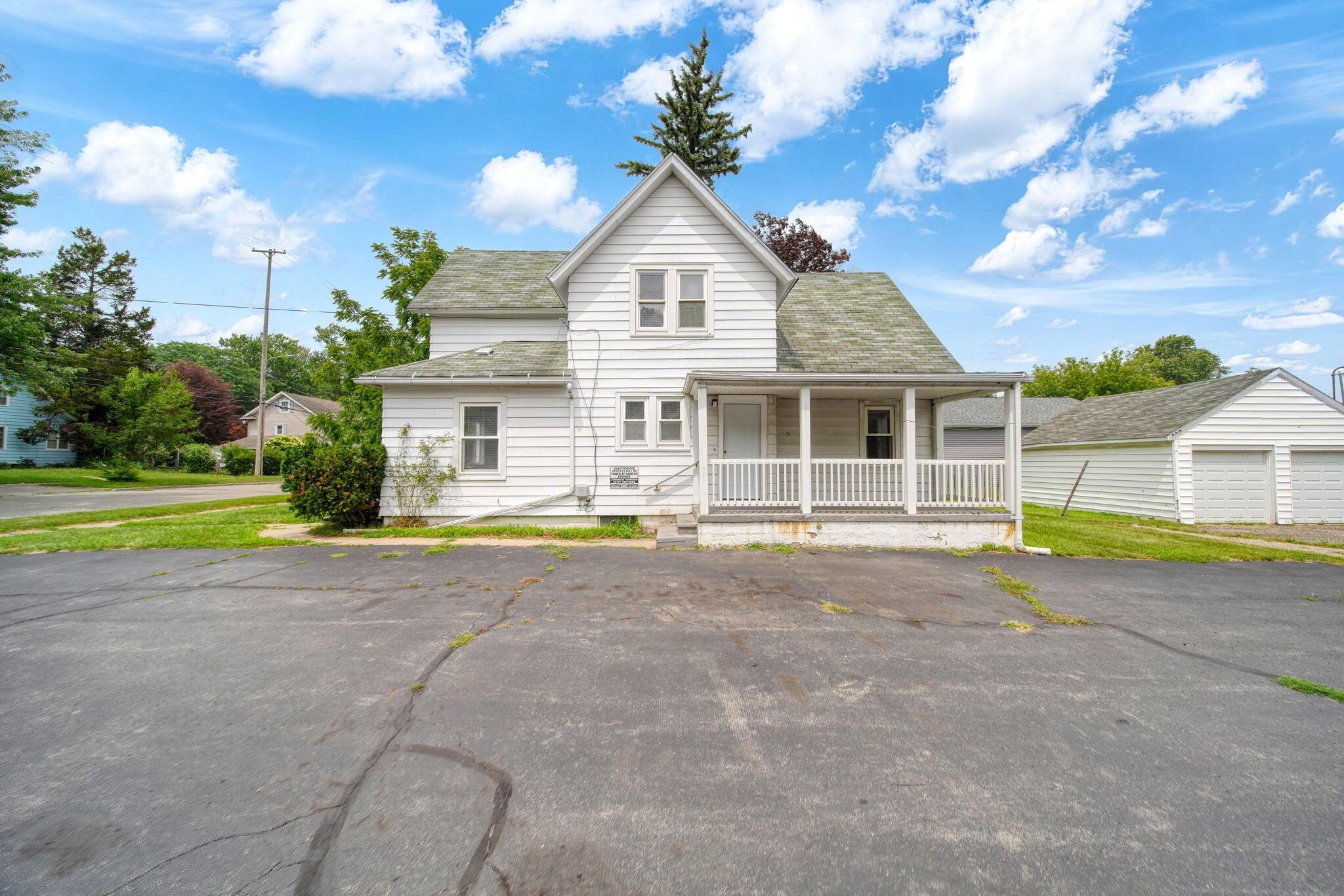 3rd St, Jackson, MI 49203