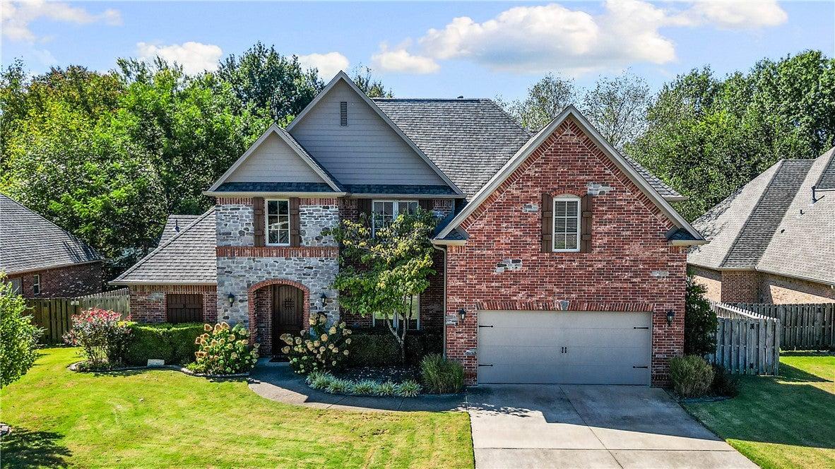 Saint James Ave, Springdale, AR 72764
