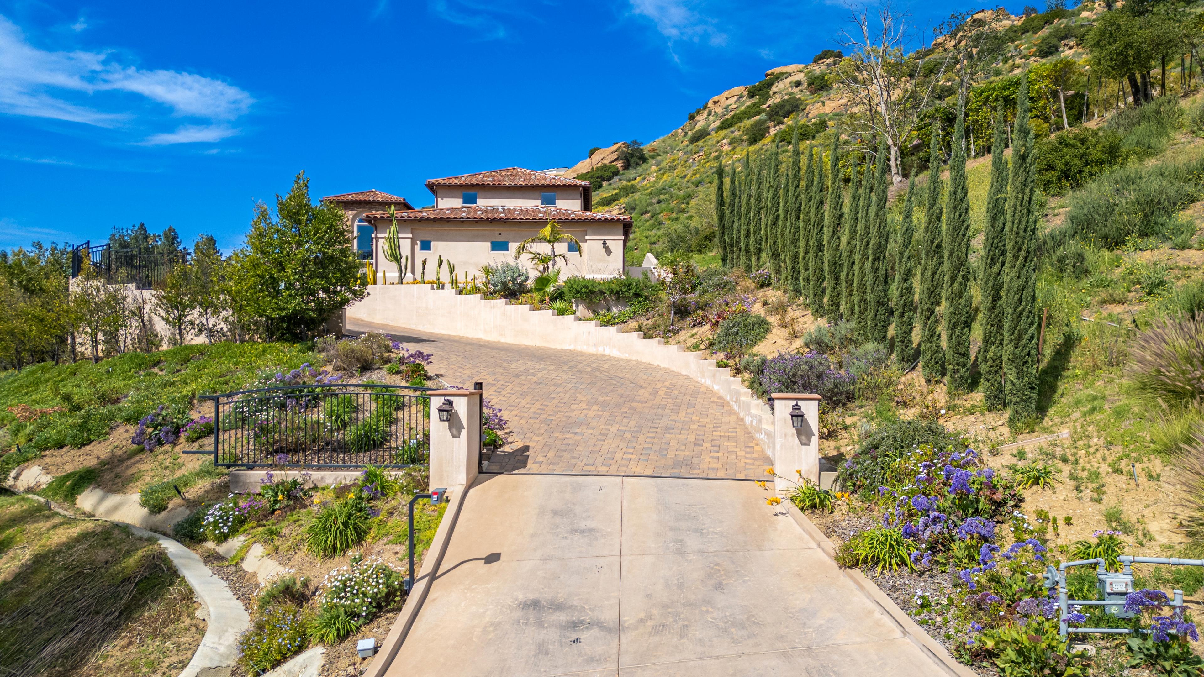 Buckskin Rd, Bell Canyon, CA 91307