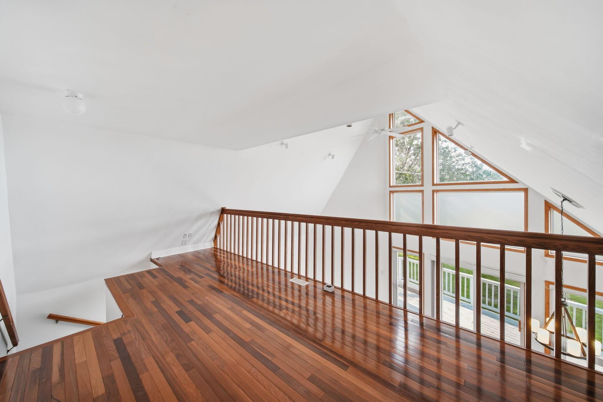 Riviera Dr, Brooklyn, MI 49230
