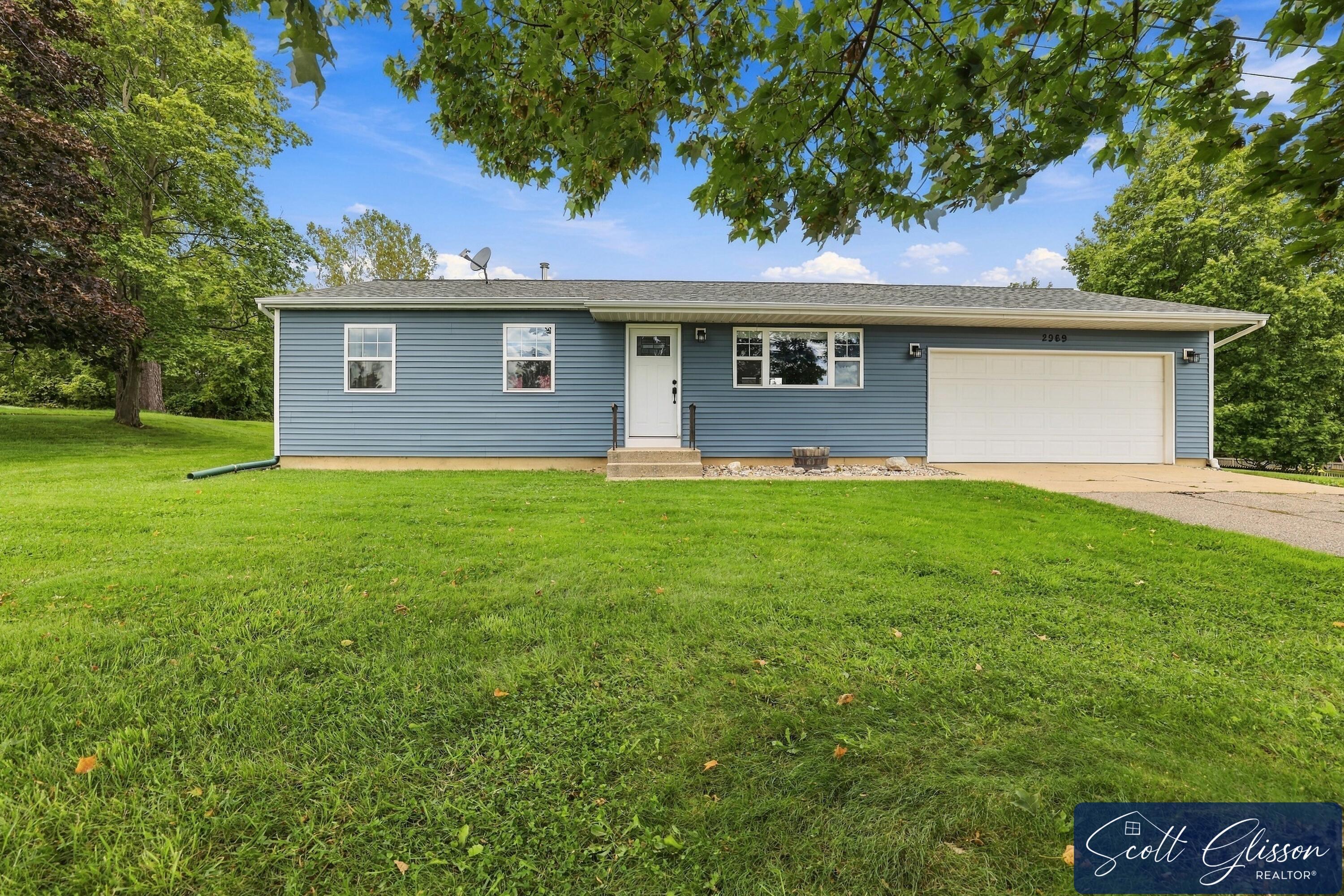 Bauer Rd, Jenison, MI 49428