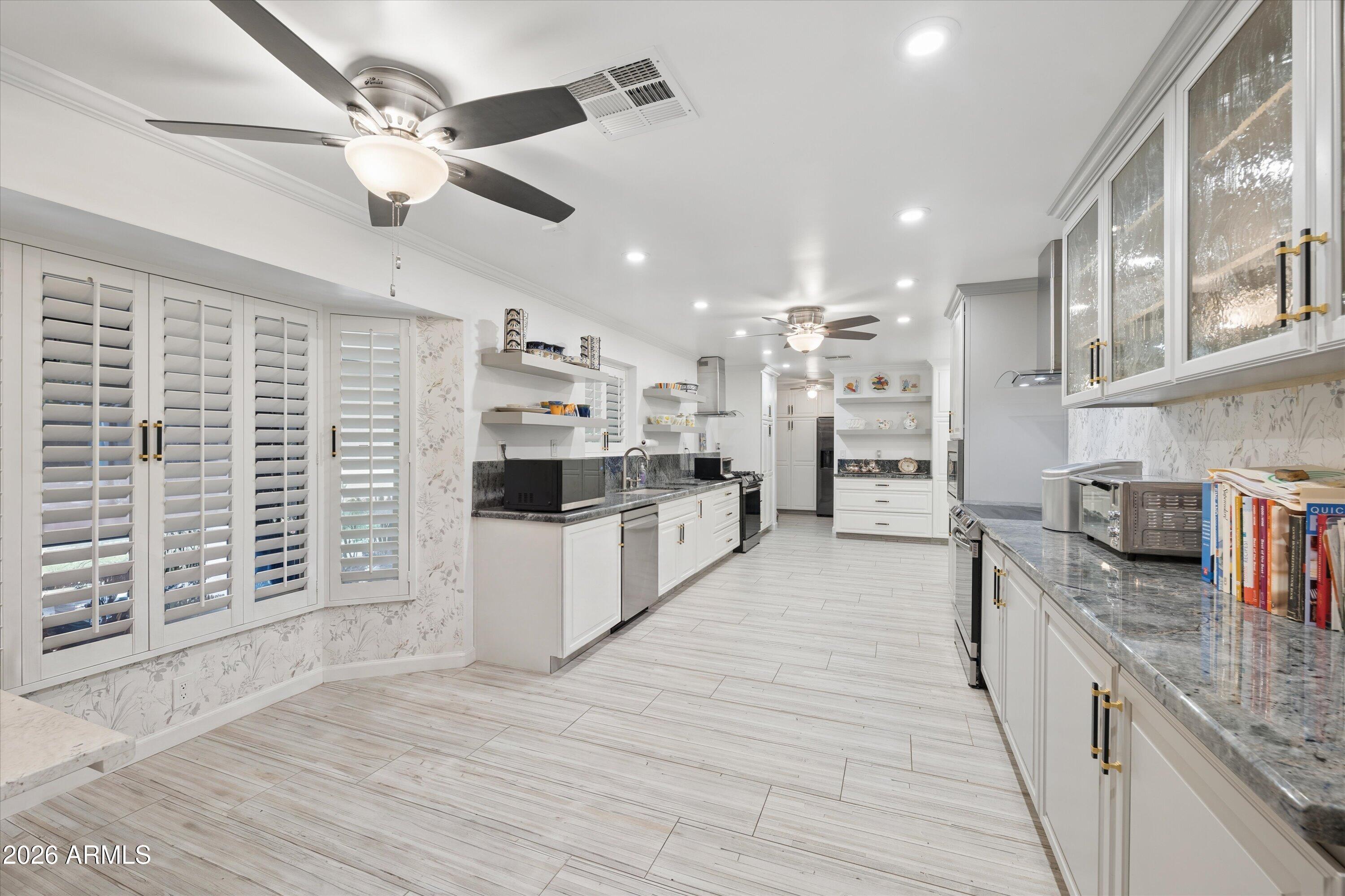 N 24th St, Phoenix, AZ 85016